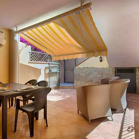 Comfortable 65 Sqm Near Beaches Apartamento *